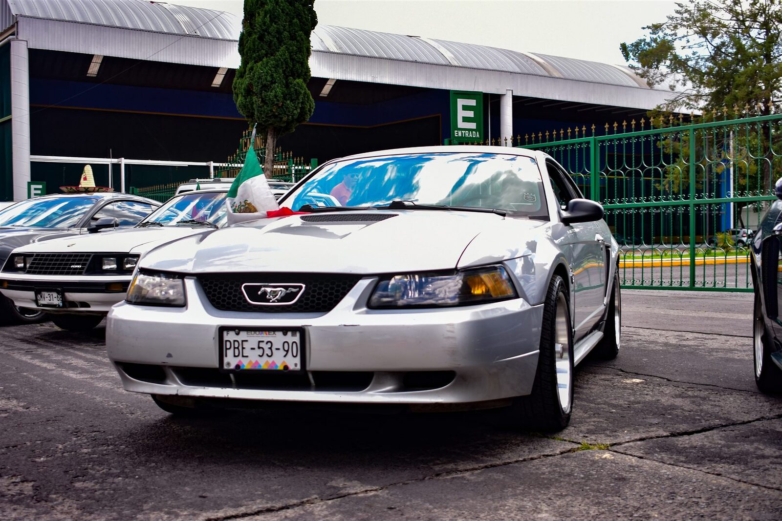 Desfile 14 — Desfile 15 de Septiembre · 2023. Fotografía de José Alejandro Armenta, artista del auto y la vida cotidiana en Tlaxcala.